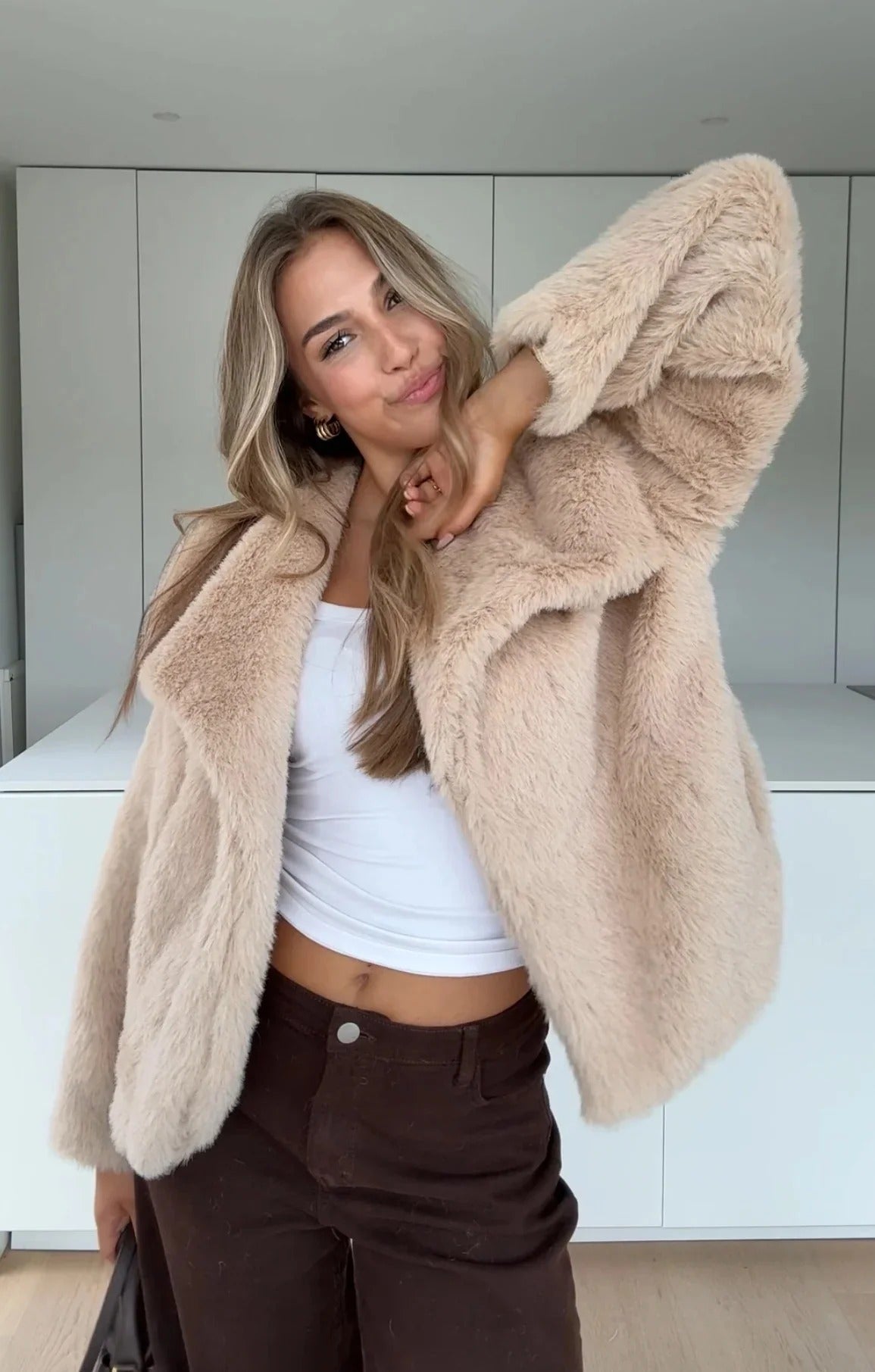 Deseo- anrigo de piel sintetica